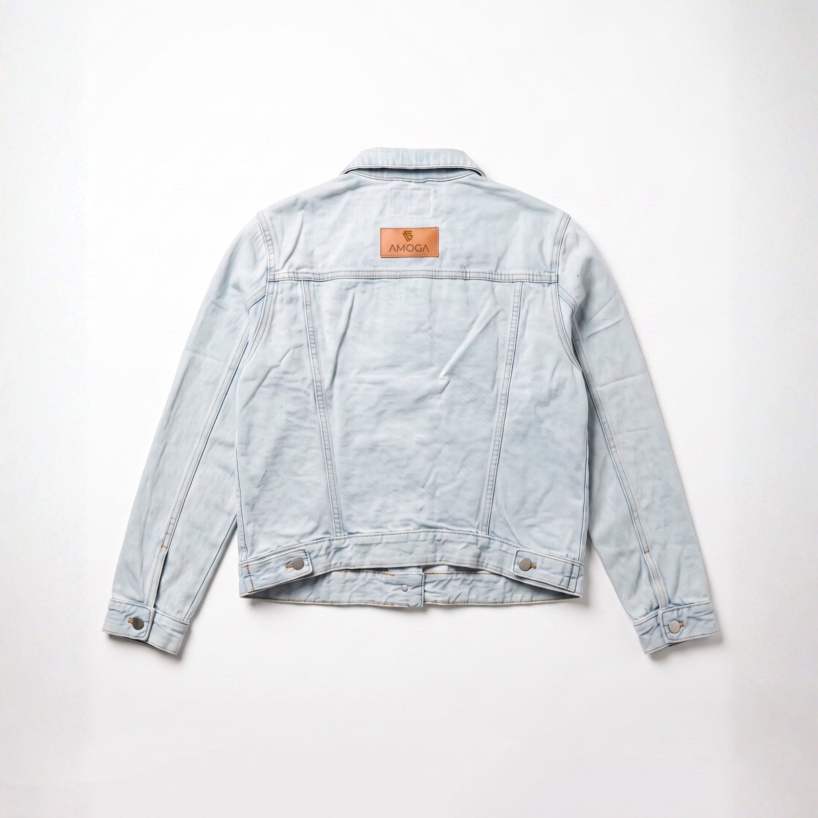 Amoga Women's Classic Light Wash Denim Jacket - Image 5